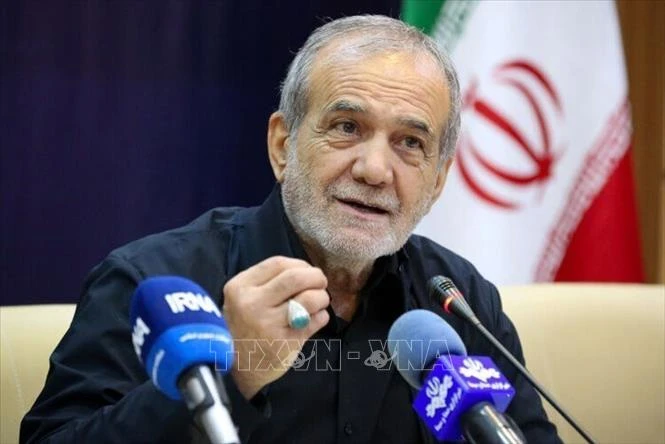 Tổng thống Iran ra lệnh khôi phục truy cập Internet quốc tế về trạng thái trước chiến tranh Tổng thống Iran ra lệnh khôi phục truy cập Internet quốc tế về trạng thái trước chiến tranh