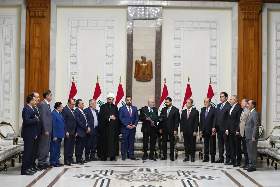 Tổng thống Iraq chỉ định một doanh nhân làm thủ tướng lâm thời Tổng thống Iraq chỉ định một doanh nhân làm thủ tướng lâm thời