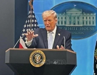 Tổng thống Mỹ Donald Trump thừa nhận cuộc chiến với Iran là 'sự trệch hướng nhỏ'