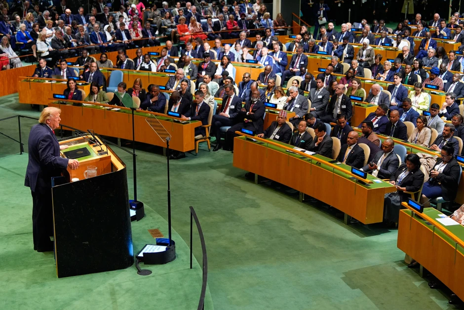 Tổng thống Mỹ Trump nói sẽ đưa ra ‘quyết định lớn’ về Iran Tổng thống Mỹ Trump nói sẽ đưa ra ‘quyết định lớn’ về Iran