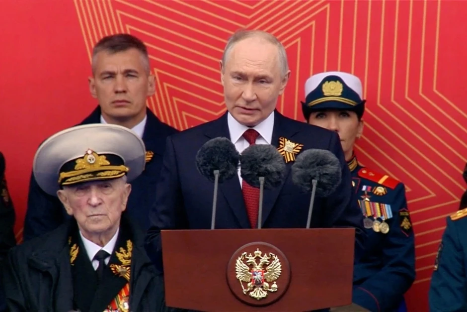 Tổng thống Putin cảm ơn binh sĩ Triều Tiên tham gia diễu binh Chiến thắng Tổng thống Putin cảm ơn binh sĩ Triều Tiên tham gia diễu binh Chiến thắng