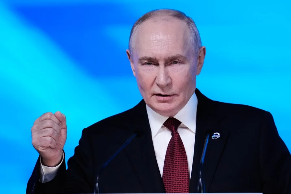 Tổng thống Putin cảnh báo dùng ‘mọi vũ khí’ nếu bị tấn công, NATO xác nhận Nga đã gửi thông điệp bằng văn bản