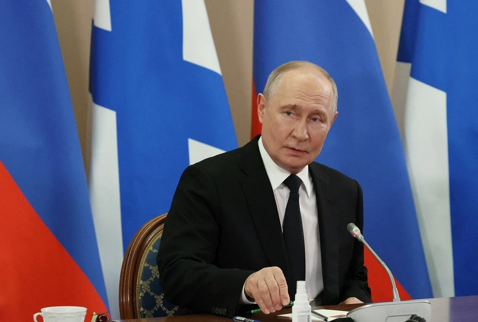 Tổng thống Putin cảnh báo Ukraine có thể mất thêm các vùng lãnh thổ Tổng thống Putin cảnh báo Ukraine có thể mất thêm các vùng lãnh thổ