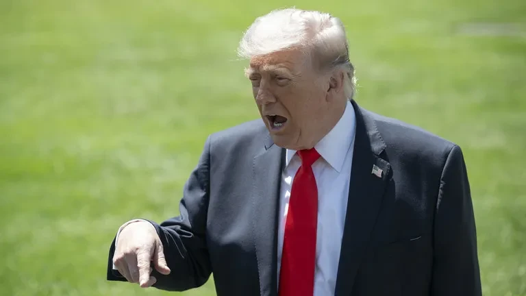 Tổng thống Trump bác bỏ phản hồi của Iran về đề xuất hòa bình của Mỹ Tổng thống Trump bác bỏ phản hồi của Iran về đề xuất hòa bình của Mỹ