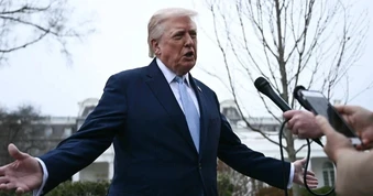Tổng thống Trump bác triển vọng ngừng bắn với Iran