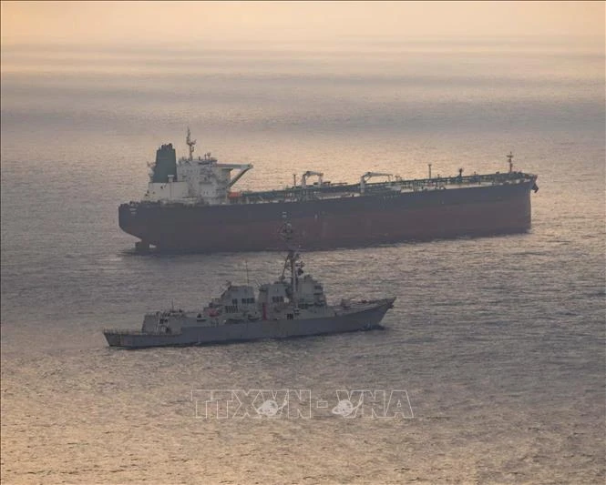Tổng thống Trump cân nhắc khả năng tấn công sau khi Iran đặt hạn chót chấm dứt phong tỏa