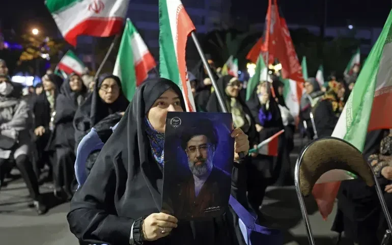 Tổng thống Trump có khả năng siết điều kiện thỏa thuận với Iran Tổng thống Trump có khả năng siết điều kiện thỏa thuận với Iran