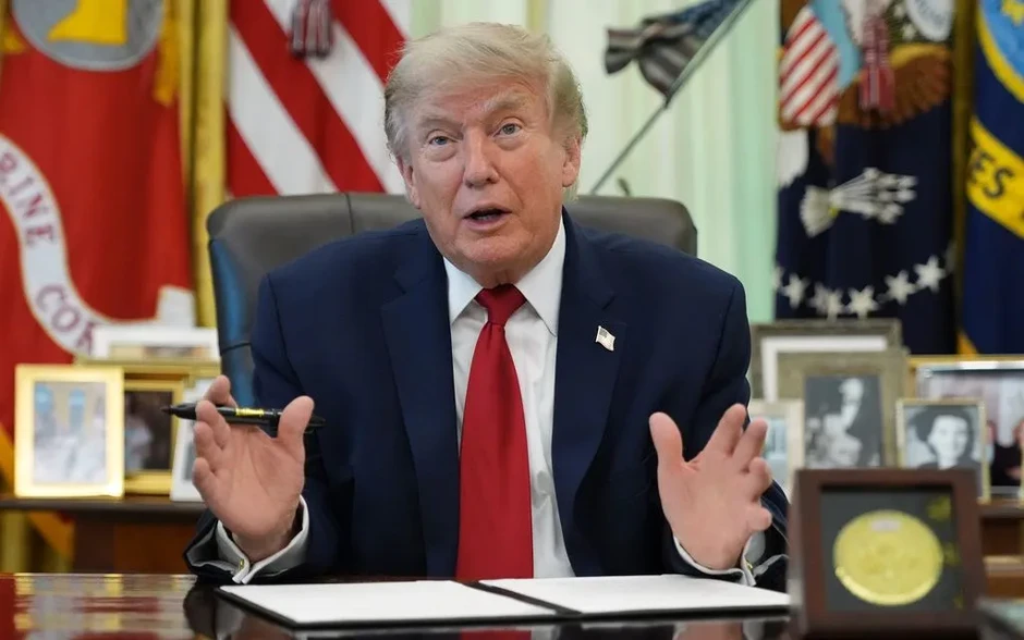 Tổng thống Trump công khai thu nhập từ các dự án tiền số cá nhân Tổng thống Trump công khai thu nhập từ các dự án tiền số cá nhân