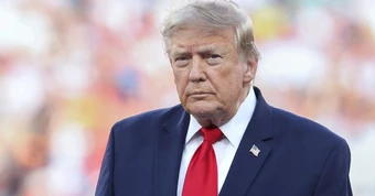 Tổng thống Trump đe dọa bất kỳ quốc gia nào hỗ trợ nền kinh tế Iran