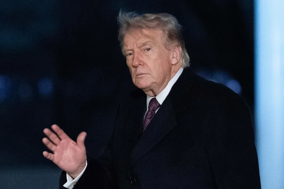 Tổng thống Trump kêu gọi các nước tham gia liên minh bảo vệ eo biển Hormuz Tổng thống Trump kêu gọi các nước tham gia liên minh bảo vệ eo biển Hormuz