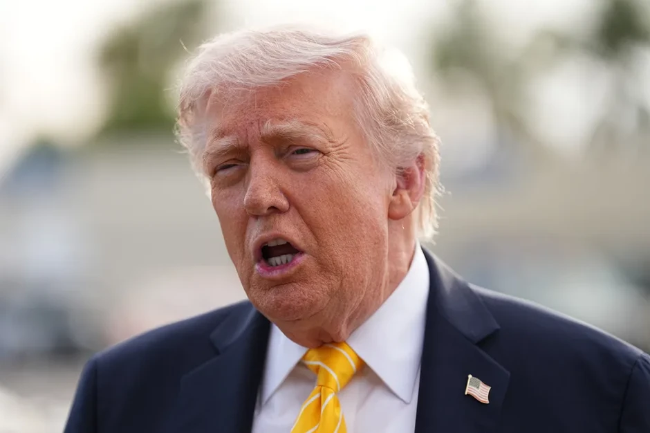 Tổng thống Trump không cần Quốc hội Mỹ cho phép tiếp tục cuộc chiến Iran Tổng thống Trump không cần Quốc hội Mỹ cho phép tiếp tục cuộc chiến Iran