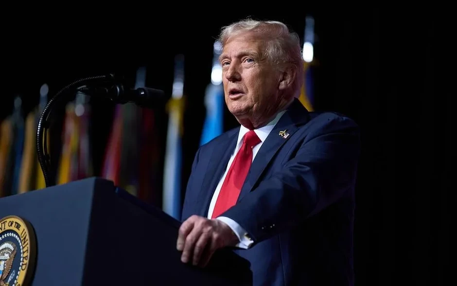 Tổng thống Trump không vội đưa ra quyết định về Iran và eo biển Hormuz Tổng thống Trump không vội đưa ra quyết định về Iran và eo biển Hormuz
