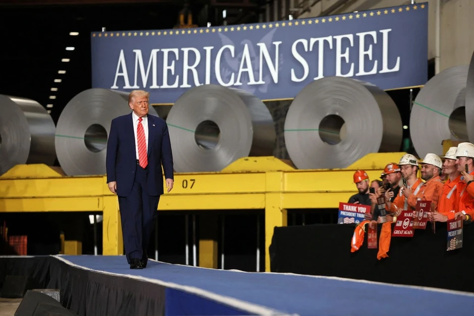 Tổng thống Trump ký sắc lệnh sửa đổi thuế quan một số hàng nhập khẩu Tổng thống Trump ký sắc lệnh sửa đổi thuế quan một số hàng nhập khẩu