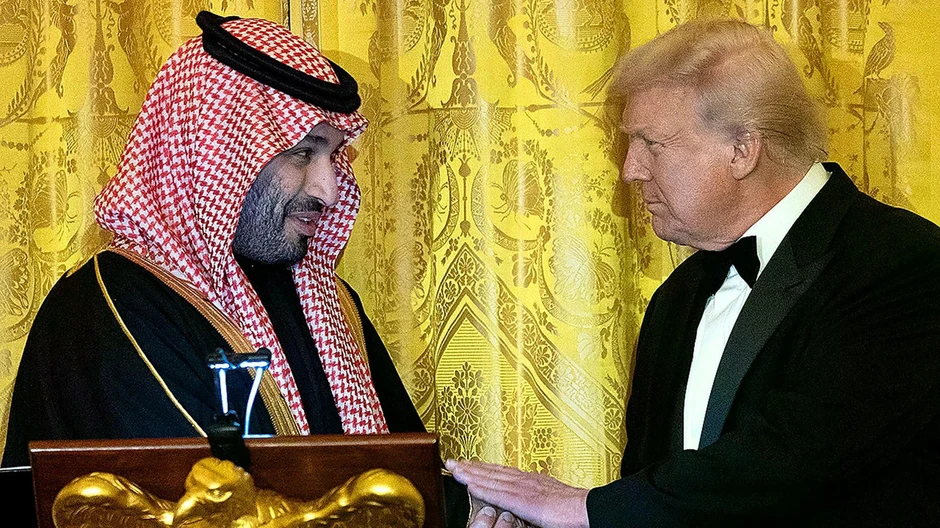 Tổng thống Trump: Mỹ cân nhắc tham chiến cùng Ả-rập Xê-út để đối phó Houthi Tổng thống Trump: Mỹ cân nhắc tham chiến cùng Ả-rập Xê-út để đối phó Houthi