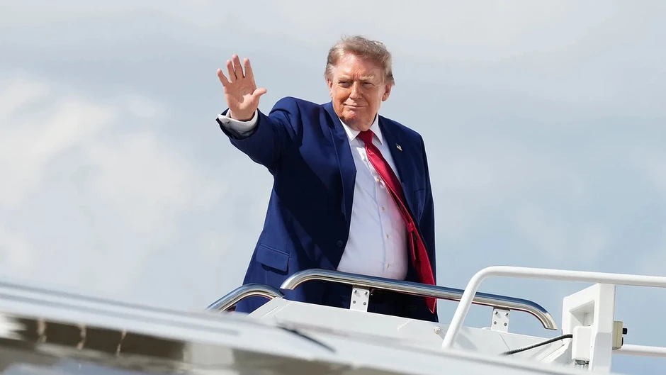 Tổng thống Trump: Mỹ đang 'giữ kín' các cuộc đàm phán với Iran, chưa tính đến hoạt động quân sự mới Tổng thống Trump: Mỹ đang 'giữ kín' các cuộc đàm phán với Iran, chưa tính đến hoạt động quân sự mới