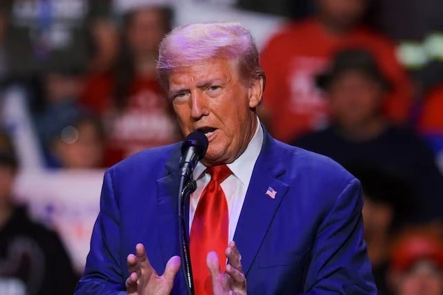 Tổng thống Trump: Mỹ đang xây nhiều nhà máy quốc phòng nhiều chưa từng có Tổng thống Trump: Mỹ đang xây nhiều nhà máy quốc phòng nhiều chưa từng có