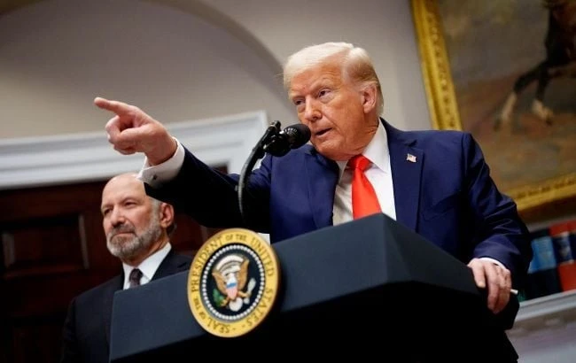 Tổng thống Trump: Mỹ duy trì phong tỏa cảng biển Iran đến khi thỏa thuận hoàn tất 100% Tổng thống Trump: Mỹ duy trì phong tỏa cảng biển Iran đến khi thỏa thuận hoàn tất 100%
