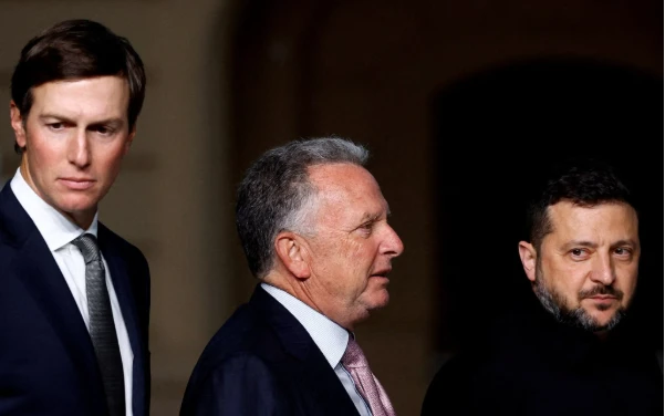 Tổng thống Trump: Mỹ vẫn chia sẻ tin tình báo với Ukraine Tổng thống Trump: Mỹ vẫn chia sẻ tin tình báo với Ukraine