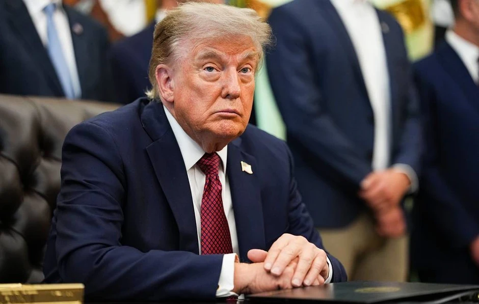 Tổng thống Trump nêu thương vong của Nga - Ukraine trong xung đột Tổng thống Trump nêu thương vong của Nga - Ukraine trong xung đột