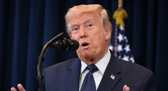 Tổng thống Trump nói Lãnh tụ tối cao Iran ‘khó sống yên’, Tehran cảnh báo đanh thép