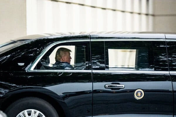 Tổng thống Trump ở tuổi 80: Lịch trình dày đặc, nhiều chính sự nan giải Tổng thống Trump ở tuổi 80: Lịch trình dày đặc, nhiều chính sự nan giải