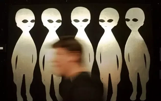 Tổng thống Trump ra lệnh công bố hồ sơ UFO