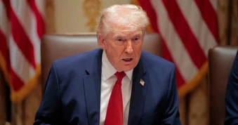 Tổng thống Trump sa thải ngay lập tức toàn bộ Hội đồng Khoa học quốc gia