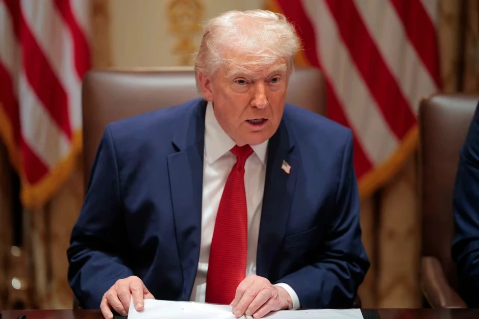 Tổng thống Trump sa thải ngay lập tức toàn bộ Hội đồng Khoa học quốc gia Tổng thống Trump sa thải ngay lập tức toàn bộ Hội đồng Khoa học quốc gia