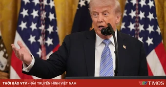 Tổng thống Trump tạm dừng chiến dịch hộ tống tàu qua eo biển Hormuz