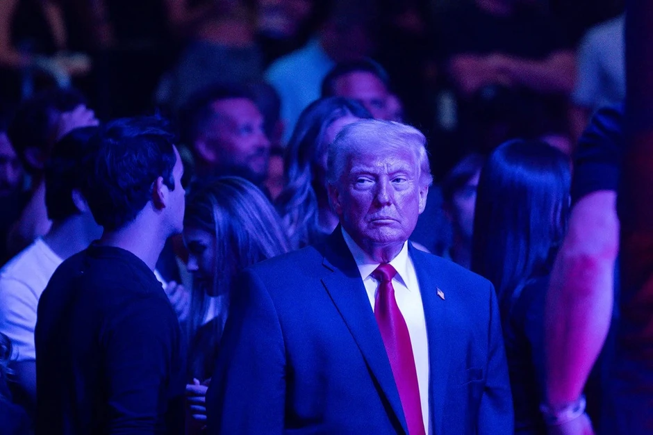 Tổng thống Trump thừa nhận xung đột Iran là 'sự chệch hướng nhỏ' Tổng thống Trump thừa nhận xung đột Iran là 'sự chệch hướng nhỏ'