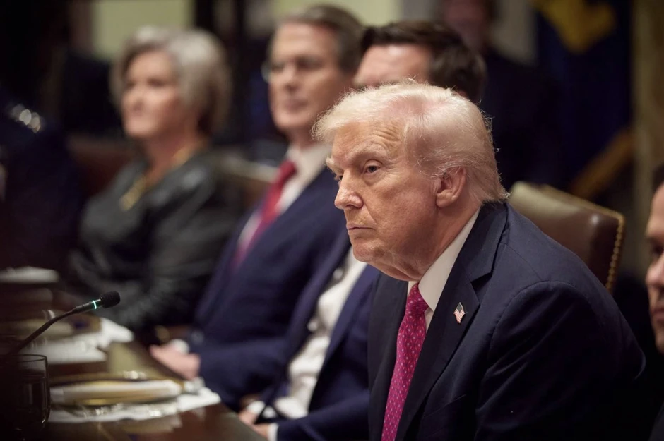 Tổng thống Trump tiết lộ Ukraine tiếp tục để mất lãnh thổ Tổng thống Trump tiết lộ Ukraine tiếp tục để mất lãnh thổ