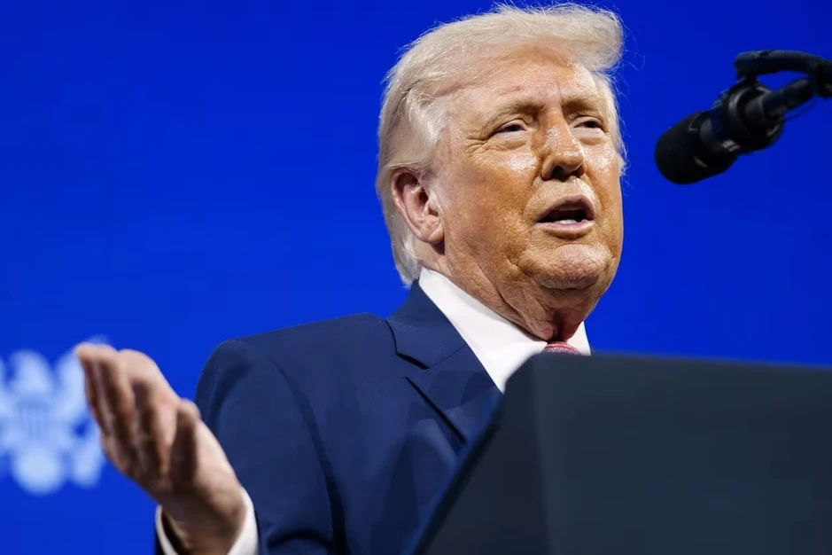 Tổng thống Trump tuyên bố còn 3.500 mục tiêu ở Iran, cảnh báo xung đột leo thang Tổng thống Trump tuyên bố còn 3.500 mục tiêu ở Iran, cảnh báo xung đột leo thang