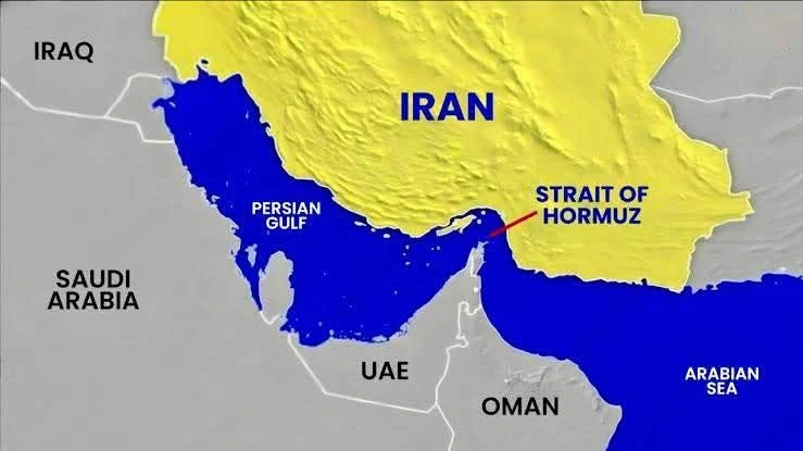 Tổng thống Trump tuyên bố Mỹ “kiểm soát hoàn toàn” eo biển Hormuz Tổng thống Trump tuyên bố Mỹ “kiểm soát hoàn toàn” eo biển Hormuz