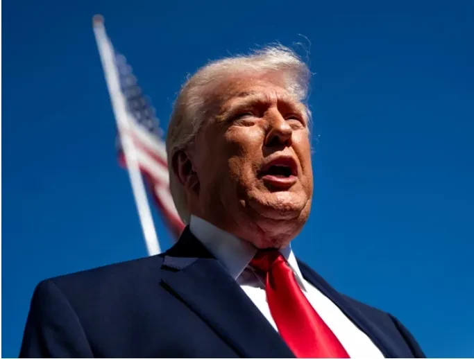 Tổng thống Trump tuyên bố Mỹ sẽ "ngay lập tức" phong tỏa eo biển Hormuz Tổng thống Trump tuyên bố Mỹ sẽ "ngay lập tức" phong tỏa eo biển Hormuz