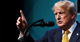 Tổng thống Trump vạch chiến lược hành động với Iran, cảnh báo tấn công mạnh