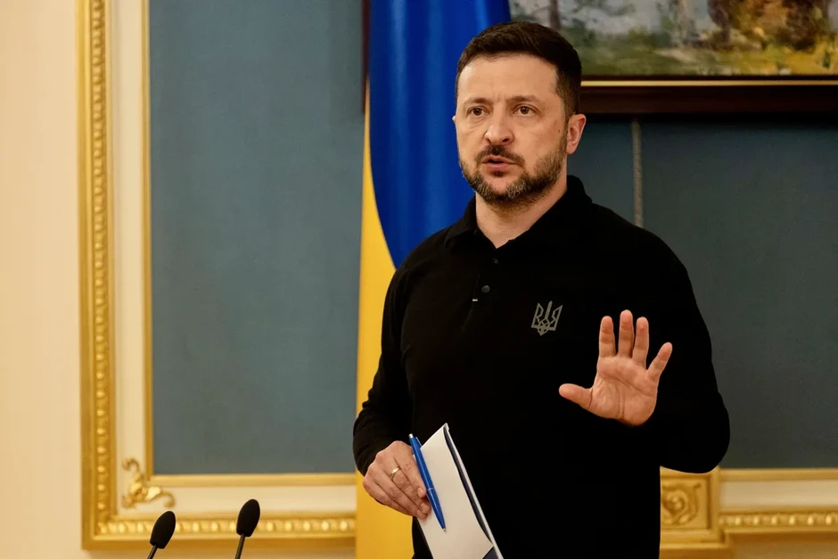 Tổng thống Ukraine chỉ đạo khẩn sau cuộc tập kích lớn chưa từng có của Nga Tổng thống Ukraine chỉ đạo khẩn sau cuộc tập kích lớn chưa từng có của Nga
