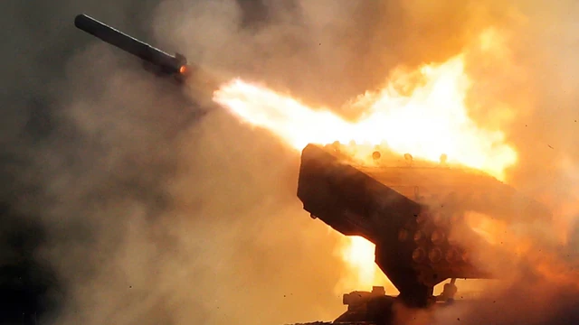 TOS-1 nã trúng điểm tập kết quân Ukraine, sóng xung kích lan rộng - Chiến thuật Armageddon khiến Kiev tê liệt 24h