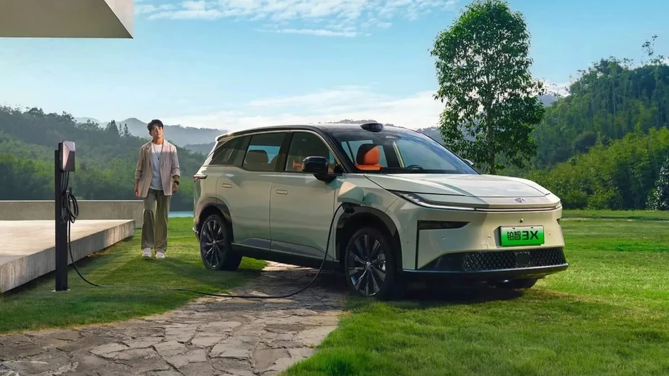 Toyota bất ngờ 'đổi bài', cả chuỗi cung ứng ở Nhật Bản rung chuyển: 'Chúng tôi không thể cạnh tranh với người Trung Quốc về giá' Toyota bất ngờ 'đổi bài', cả chuỗi cung ứng ở Nhật Bản rung chuyển: 'Chúng tôi không thể cạnh tranh với người Trung Quốc về giá'