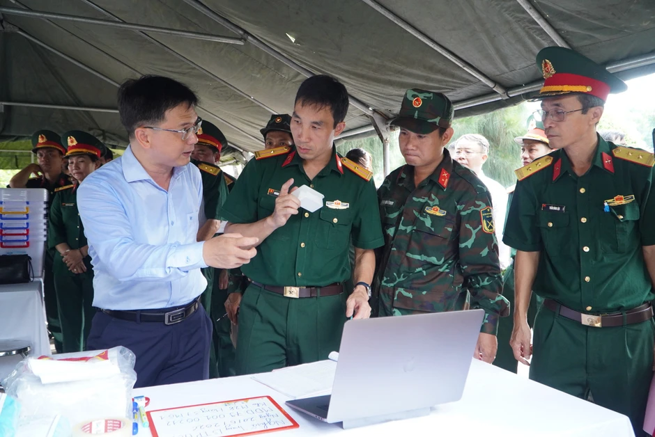 TPHCM bắt đầu lấy mẫu hài cốt liệt sĩ đối với 9.869 mộ liệt sĩ chưa xác định thông tin TPHCM bắt đầu lấy mẫu hài cốt liệt sĩ đối với 9.869 mộ liệt sĩ chưa xác định thông tin