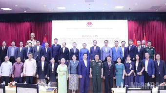 Triển lãm số kỷ niệm 136 năm Ngày sinh Chủ tịch Hồ Chí Minh tại Lào