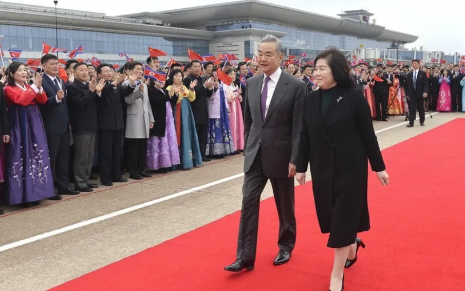 Triều Tiên và Trung Quốc củng cố, tăng cường quan hệ song phương Triều Tiên và Trung Quốc củng cố, tăng cường quan hệ song phương