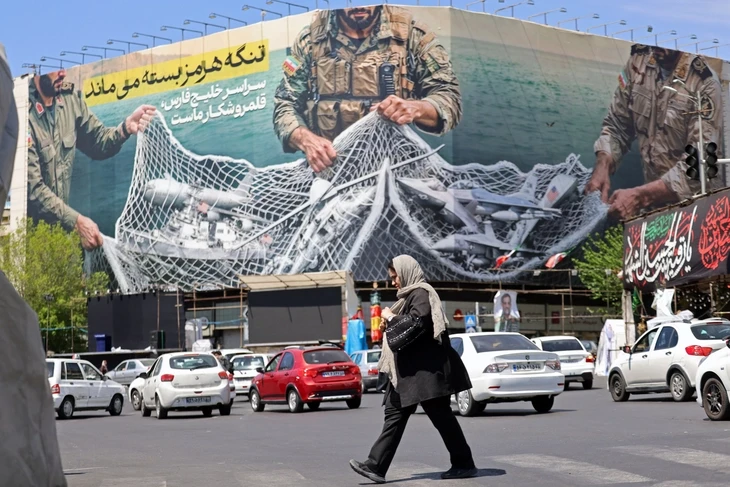Trung Đông leo thang: Iran ngắt liên lạc với Mỹ, tính đóng chặt eo biển Hormuz Trung Đông leo thang: Iran ngắt liên lạc với Mỹ, tính đóng chặt eo biển Hormuz
