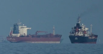 Trừng phạt công ty Trung Quốc vì dầu Iran, Mỹ - Trung thêm căng thẳng trước thềm thượng đỉnh