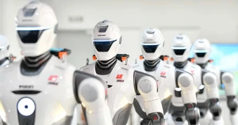 Trung Quốc chỉ trích Mỹ về lệnh cấm nhập khẩu robot hình người