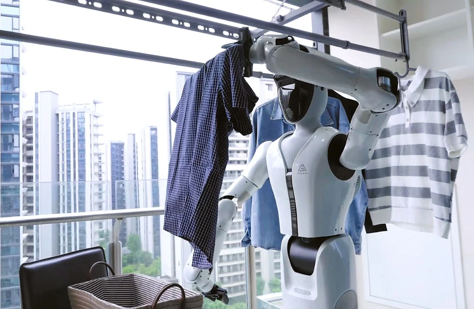 Trung Quốc thử nghiệm robot giúp việc gia đình Trung Quốc thử nghiệm robot giúp việc gia đình