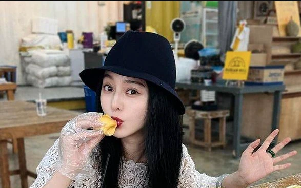 Trung Quốc tiến sâu vào 'cửa ngõ' Thái Lan: Mắt xích mới của 'Con đường Tơ lụa trên biển' dần thành hình Trung Quốc tiến sâu vào 'cửa ngõ' Thái Lan: Mắt xích mới của 'Con đường Tơ lụa trên biển' dần thành hình