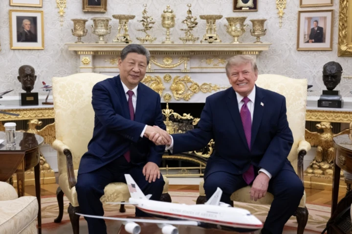 Trung Quốc tuyên bố tôn trọng cách gọi AI là 'siêu trí tuệ' của Mỹ Trung Quốc tuyên bố tôn trọng cách gọi AI là 'siêu trí tuệ' của Mỹ