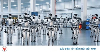 Trung Quốc vận hành dây chuyền sản xuất robot hình người tự động đầu tiên