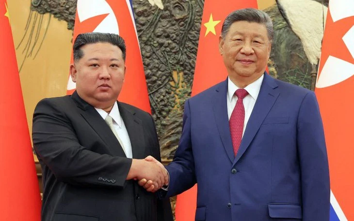 Trước chuyến thăm của ông Tập, Triều Tiên nhấn mạnh hạt nhân là 'chuyện phải làm vô điều kiện' Trước chuyến thăm của ông Tập, Triều Tiên nhấn mạnh hạt nhân là 'chuyện phải làm vô điều kiện'