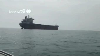 Truyền thông Iran công bố video tàu thuyền đi qua eo biển Hormuz